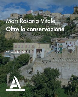 Locandina evento Oltre la conservazione - foto di un borgo italiano